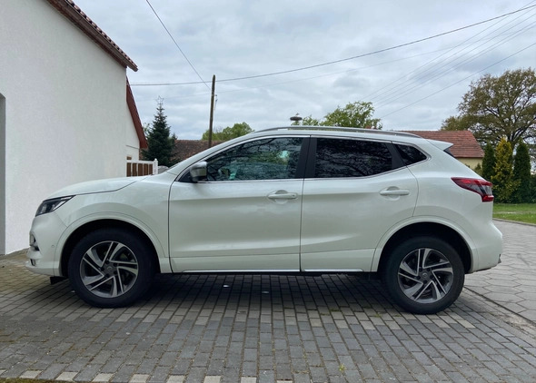 Nissan Qashqai cena 84500 przebieg: 108958, rok produkcji 2019 z Góra małe 121